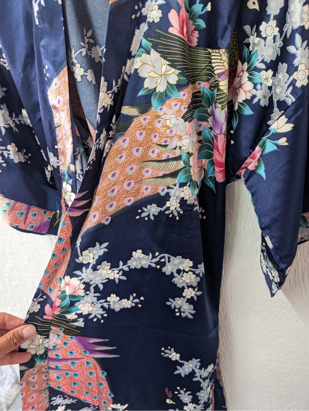 Oriental Village Silk Collection Peacock Blue Soft Silk Robe Kimono One Size - Picture 4 of 7